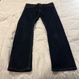 Girls denim slim Levi’s. Like new.